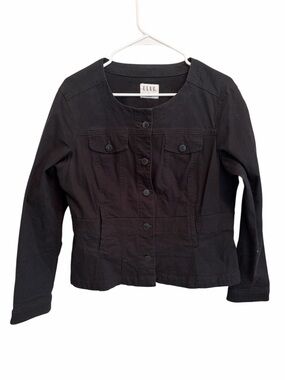 Elle Black Round-Neck Button Jean Jacket. Size Large